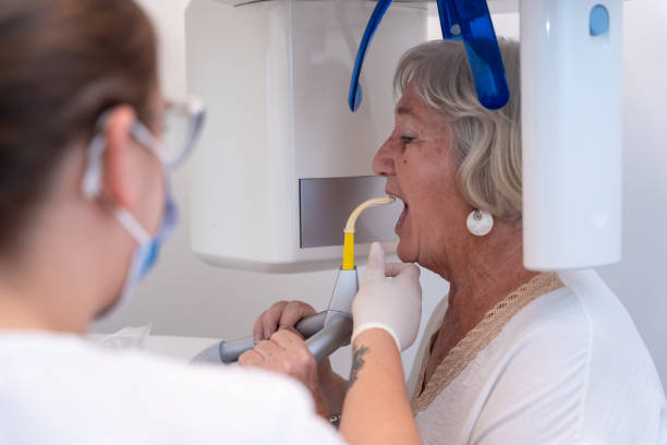 Best Weekend Emergency Dentist in East Cleveland, OH