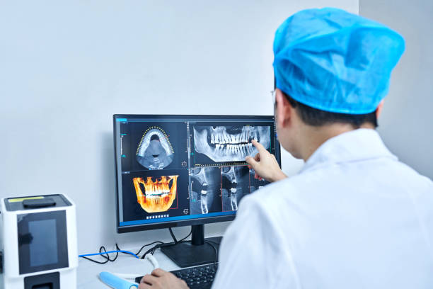 Best Emergency Dental Care for Abscessed Tooth in East Cleveland, OH